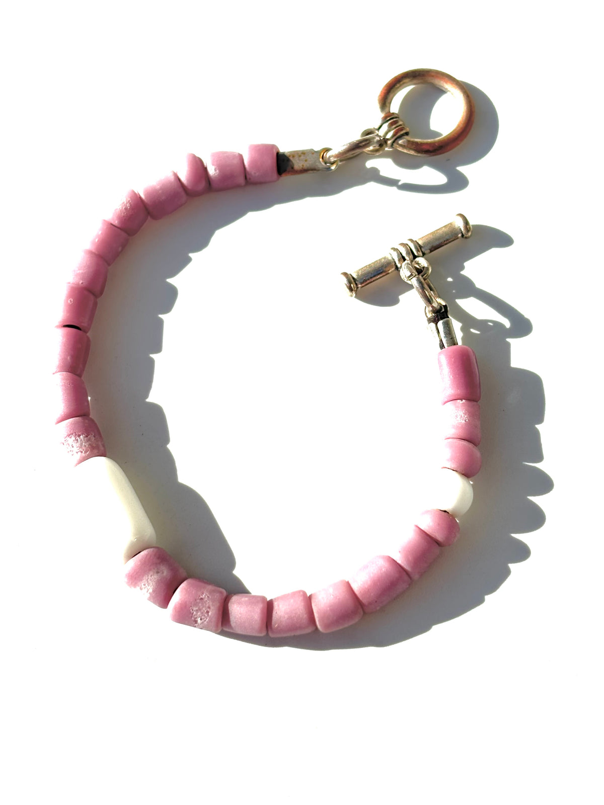 Sand blasted beaded bracelet in mauve