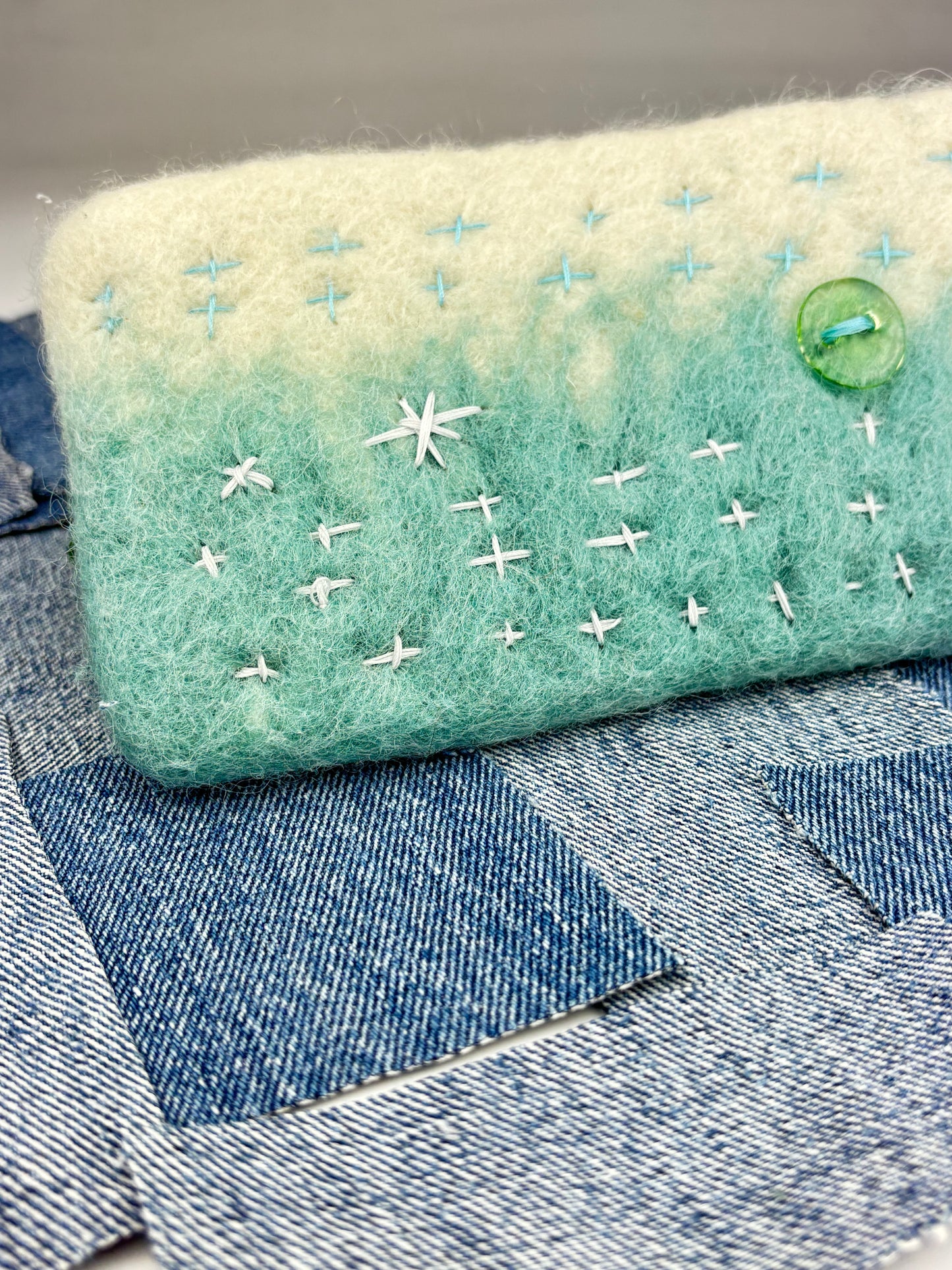 Wool Sashiko long zipper wallet