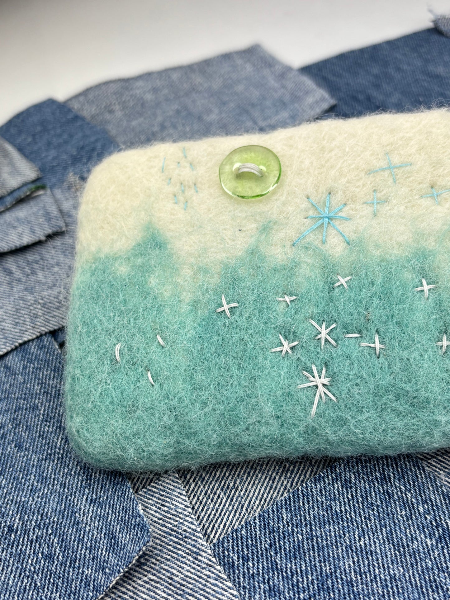 Wool Sashiko long zipper wallet