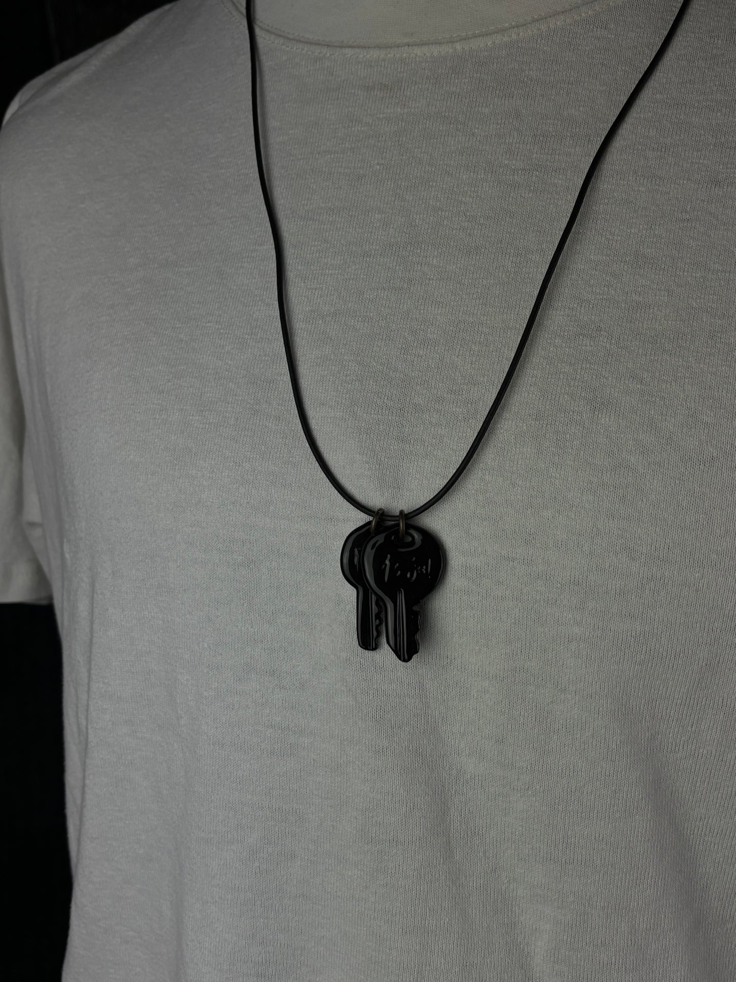 Glass wallet Chain and Lock with Keys