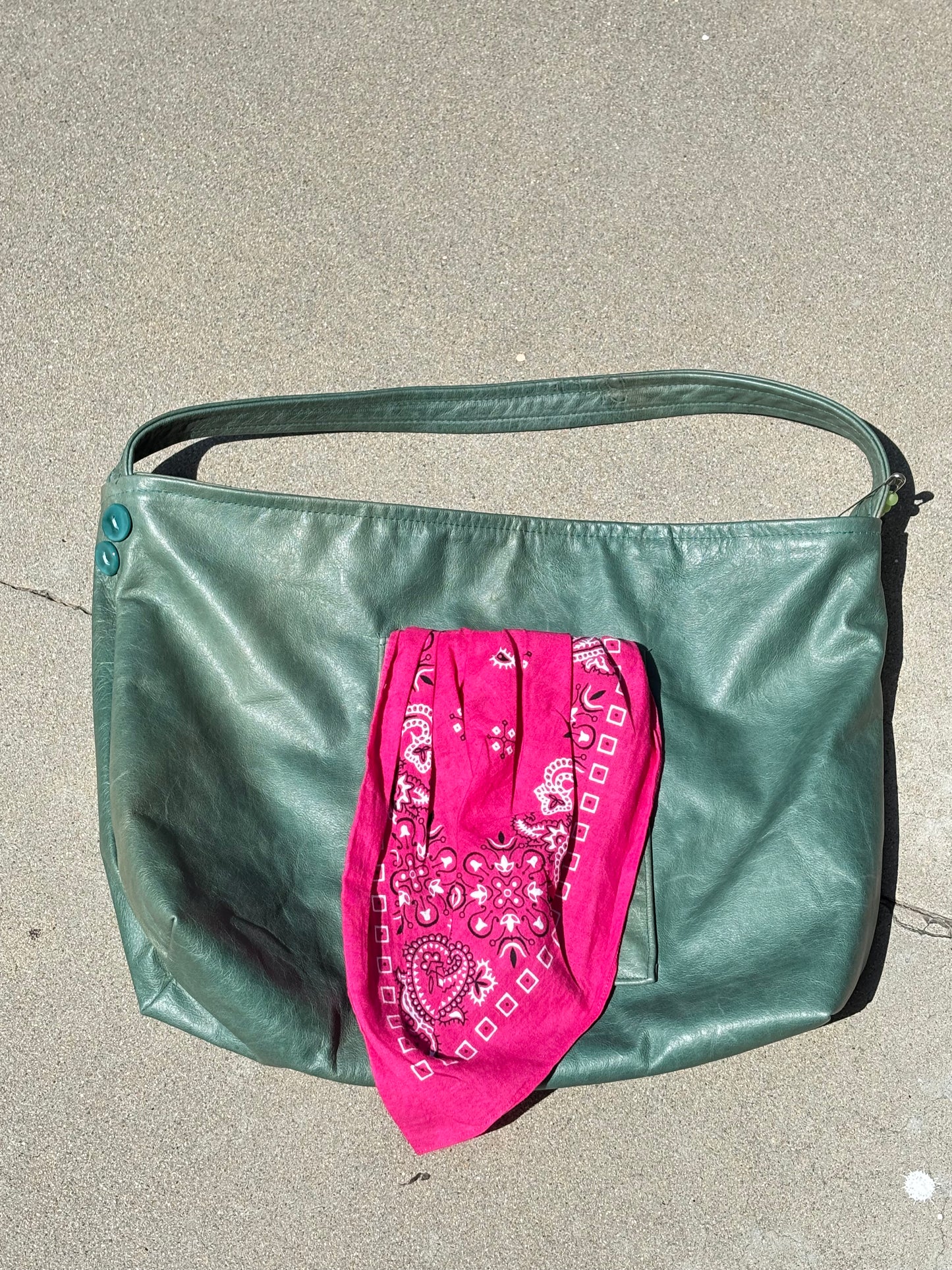 RIC LEATHER BAG