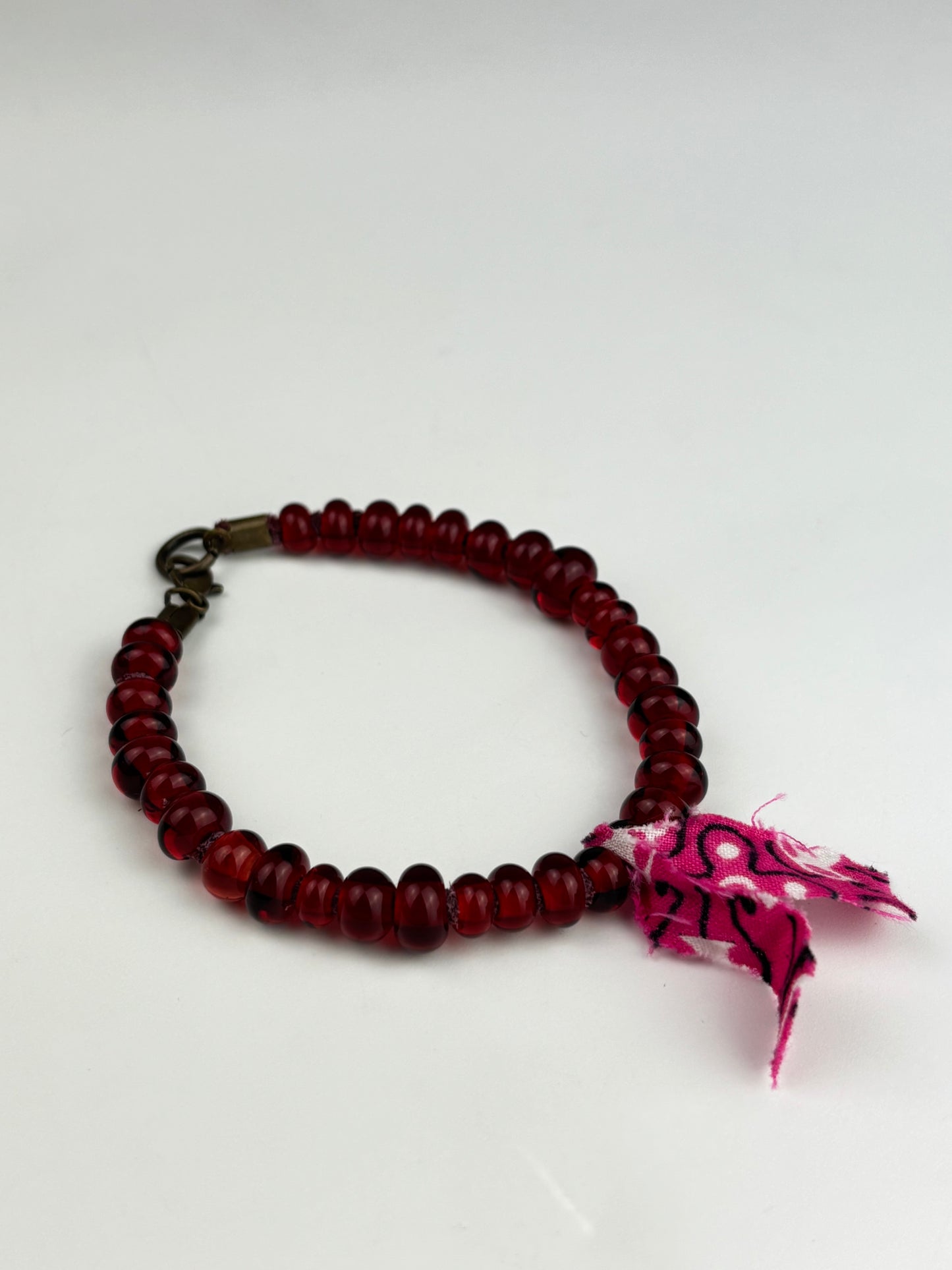 Bandana twilly red glass bracelet