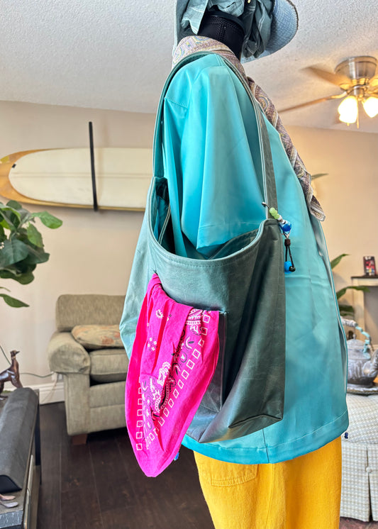 RIC LEATHER BAG