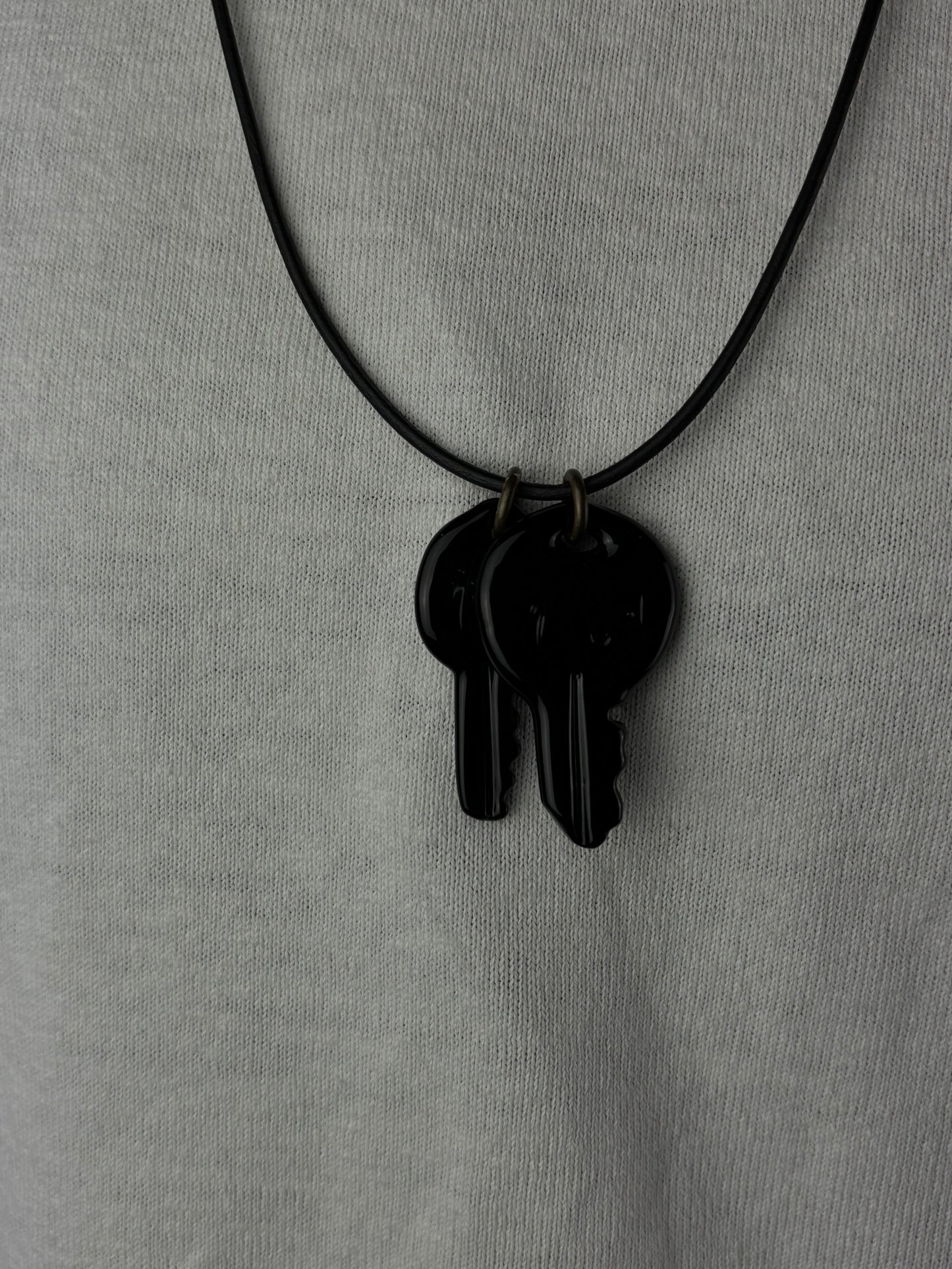 Glass wallet Chain and Lock with Keys