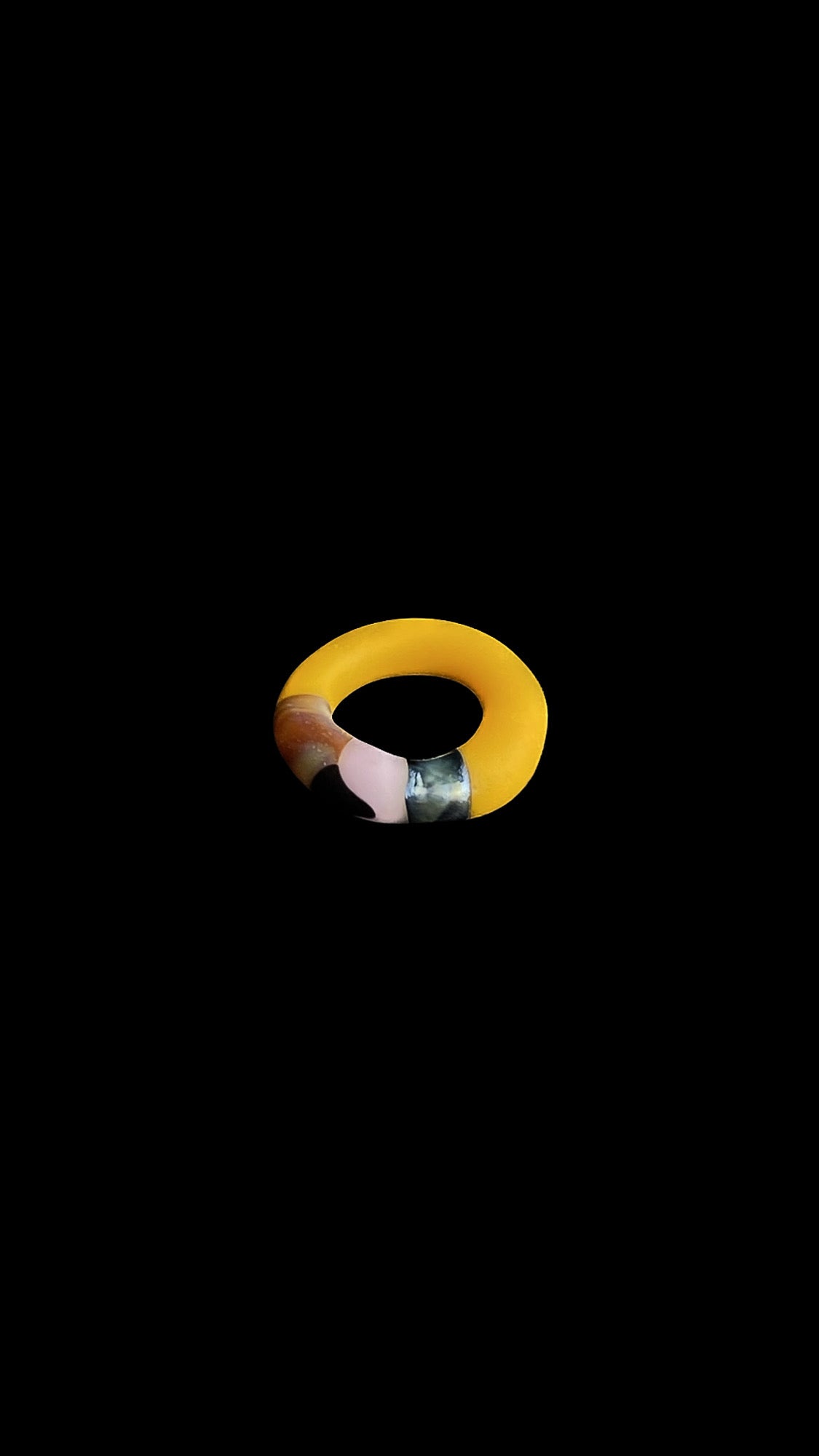 ILLUSION PENCIL RING