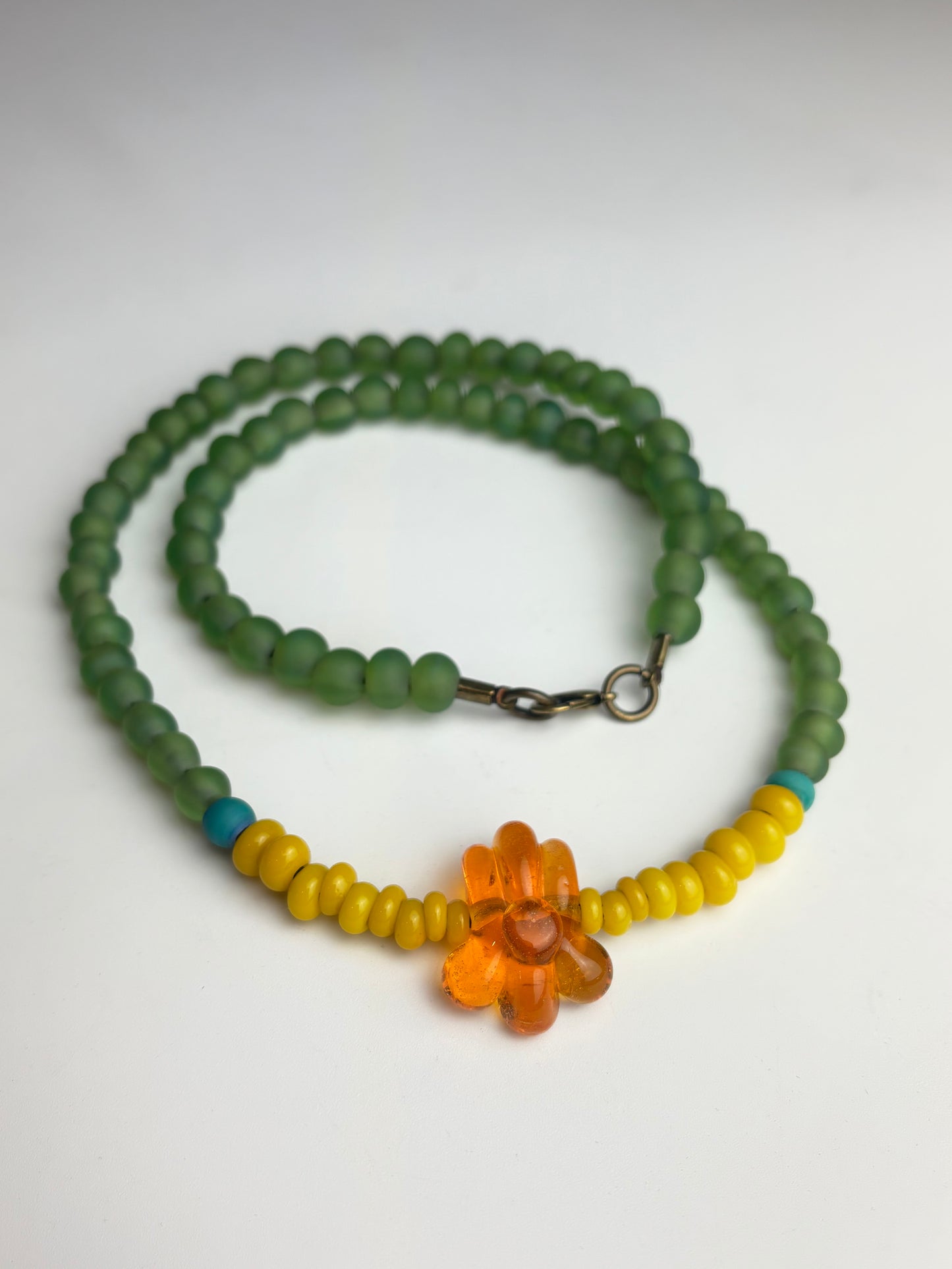 Fleur color changing beaded necklace