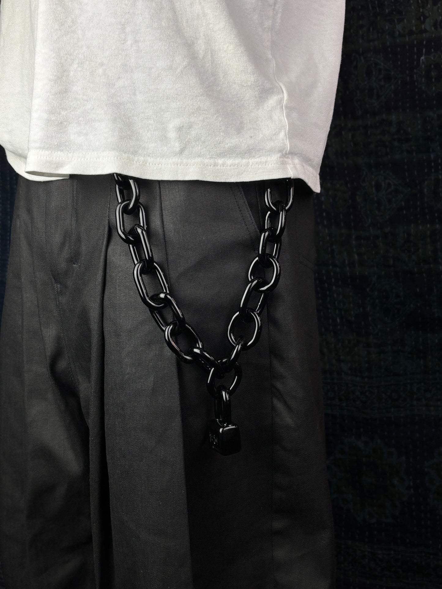 Glass wallet Chain and Lock with Keys