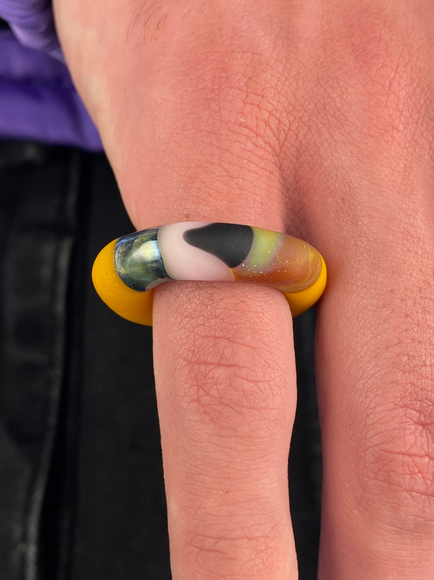 ILLUSION PENCIL RING